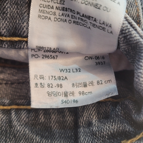 Levis Signature Jeans - Men's size 32 x 32 - Picture 11 of 14